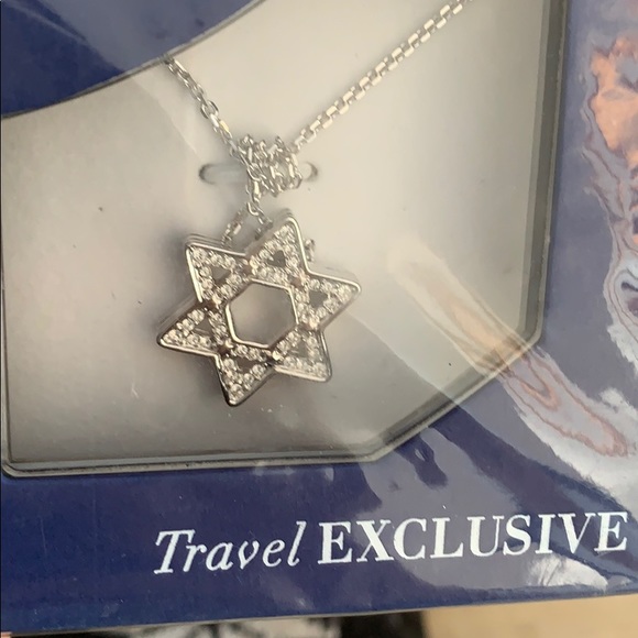 New Swarovski  David Star necklace - Picture 3 of 5